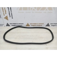 уплотнитель двери Skoda Fabia 2 5J2 Рестайлинг 2013 5J6867367D