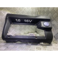 Декоративная крышка двигателя Volkswagen Golf 4 1997-2006 2000 036103925S