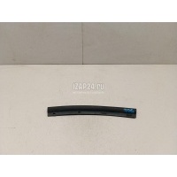 Уплотнитель капота VAG Tiguan 2016 5NA823709