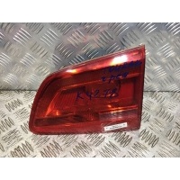 Фонарь крышки багажника правый Volkswagen Touran 2011 1T0945094A