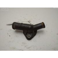 Фланец (тройник) системы охлаждения Volkswagen Transporter T4 1999 044121144b