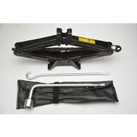 Подъёмник домкрат ключ toyota yaris iii 11 - 2020r