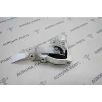Подушка двигателя нижняя Land Rover Range Rover Evoque L551 2018 LR114070