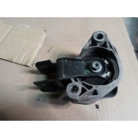Подушка двигателя 308 t9 2.0 blue hdi c4 пикассо ii 3008 ii 9804890680
