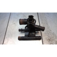Фланец (тройник) системы охлаждения Volkswagen Passat B6 2007 06F121133H, BWA