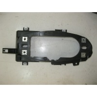Audi a4 8w b9 крепление туннель панели 8w0863531