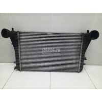 Интеркулер VAG A3 [8PA] Sportback (2004 - 2013) 3C0145805R