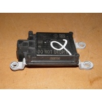 Радар distronic renault megane scenic captur зои 284476193r