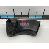 Патрубок воздушного фильтра BMW 3-serie E90/E91 (2005 - 2012) 13717798876