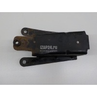 Кронштейн передней балки Mazda Premacy (CP) (1999 - 2004) B32H34870A
