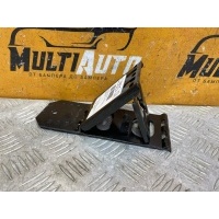 Противооткатный упор Mercedes Gl X166 2014 a1648990054