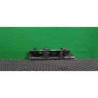 Кронштейн крепления бампера переднего Volkswagen Passat B6 2007 3C0807184