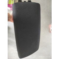 Подлокотник задний renault megane iv 2021