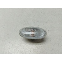 Повторитель на крыло белый Mazda Ranger (2006 - 2012) UR5651120