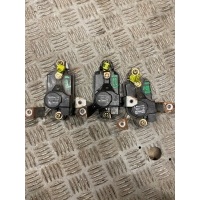 Шток замка дверь правая задняя mitsubishi pajero ii mb669754 2pin