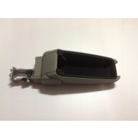 Подлокотник часть нижняя audi a4 8e0864207d новый