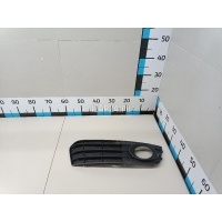 Решетка в бампер правая VAG A4 [B8] (2007 - 2015) 8K0807682A