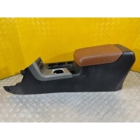 Подлокотник Toyota Sequoia II 2008 - 2022 2013