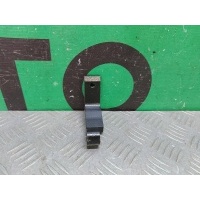 петля двери нижняя Volvo XC60 2 2017-нв 31424595, 31424589