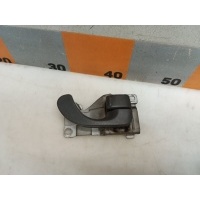 Ручка двери внутренняя Mitsubishi Lancer 8 1996 MR415331
