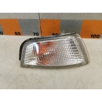 Указатель поворота правый Mitsubishi Lancer 8 1996 MR241680