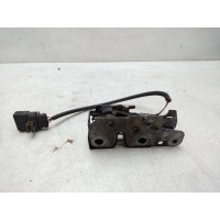 замок капота Volkswagen Touareg 2 NF 7P6823509