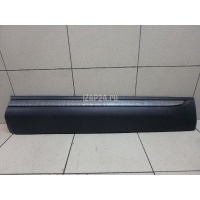 Накладка двери передней правой Land Rover Range Rover Evoque (2011 - 2018) LR045547