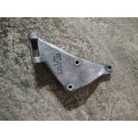 Кронштейн гидроусилителя Audi 80 B4 1994 068145515a