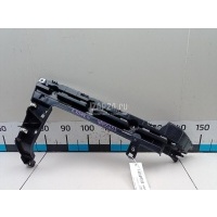 Кронштейн заднего бампера левый Land Rover Range Rover IV 2013 LR076517