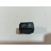 Кнопка центрального замка Land Rover Range Rover IV 2013 LR034810