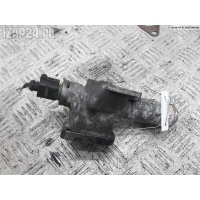 Фланец (тройник) системы охлаждения Volkswagen Golf-4 2001 038121133a