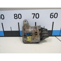 Крючок капота VAG Octavia (A7) (2013 - 2020) 5E0823186B