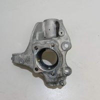 Кулак поворотный передний левый Volvo V40/V40 Cross Country (2012 - 2019) 31387650