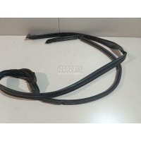 Уплотнитель двери Land Rover Range Rover Sport 2013 LR054336