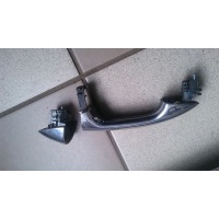 Ручка наружная передняя правая Mercedes C W205 2017 A0997601800,0997601800,A0997661800,A0997604801,A0997604600,0997661800,0997604801,0997604600,A0997601601,0997601601