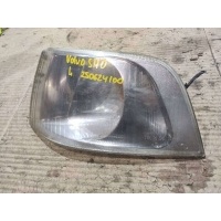 Поворотник левый Volvo S40 1 2001