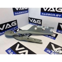 Петля капота левая Volkswagen Golf 7 2014 5G0823301B