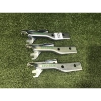 Петля капота левая VW Polo Sedan (2010-2020) Vw Параметр: Модель 2010  6R0823301B