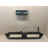 Кронштейн решетки радиатора VAG A5/S5 (F5) 2017 8W6807771