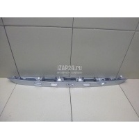 Накладка крышки багажника Toyota Camry V70 2017 7680106E10B1