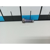 Болт переднего рычага Toyota Camry V70 2017 9010516092