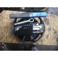 Е класса w212 w207 комплект ключ домкрат