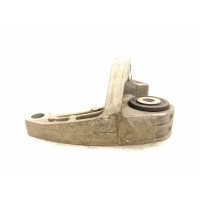 Кронштейн КПП Volvo S40 30742945, 7M516P093KA