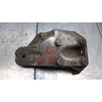 Кронштейн двигателя Volkswagen Passat B2 1985 811199308