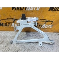 Кронштейн крыла Перед. BMW 7 Series f01 2014 7184179
