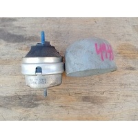 Опора двигателя Volkswagen Passat B5+ 2005 8D0199379K