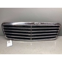 Решетка радиатора Mercedes CLK W208 1999 2088800085,A2088800085,771500002