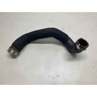 Патрубок интеркулера Volkswagen Touareg 2 NF 7P0145738B