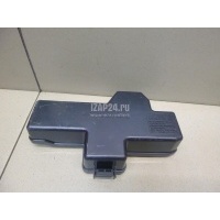 Крышка блока реле Toyota RAV 4 2019 8266242720