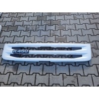 Лавочка степень решетка радиатора нижняя scania r 1885940